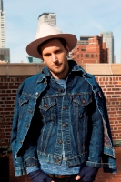 Levi's 