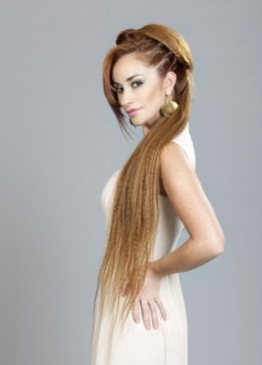 Galeria fryzur - bardzo długie włosy